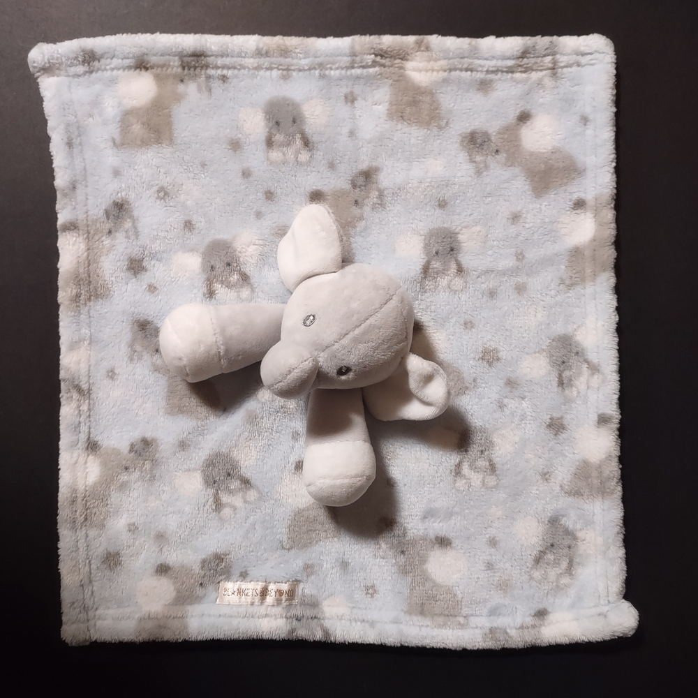 Blankets and Beyond Elephant Blue grey gray Lovey Plush Blanket Baby Blankie